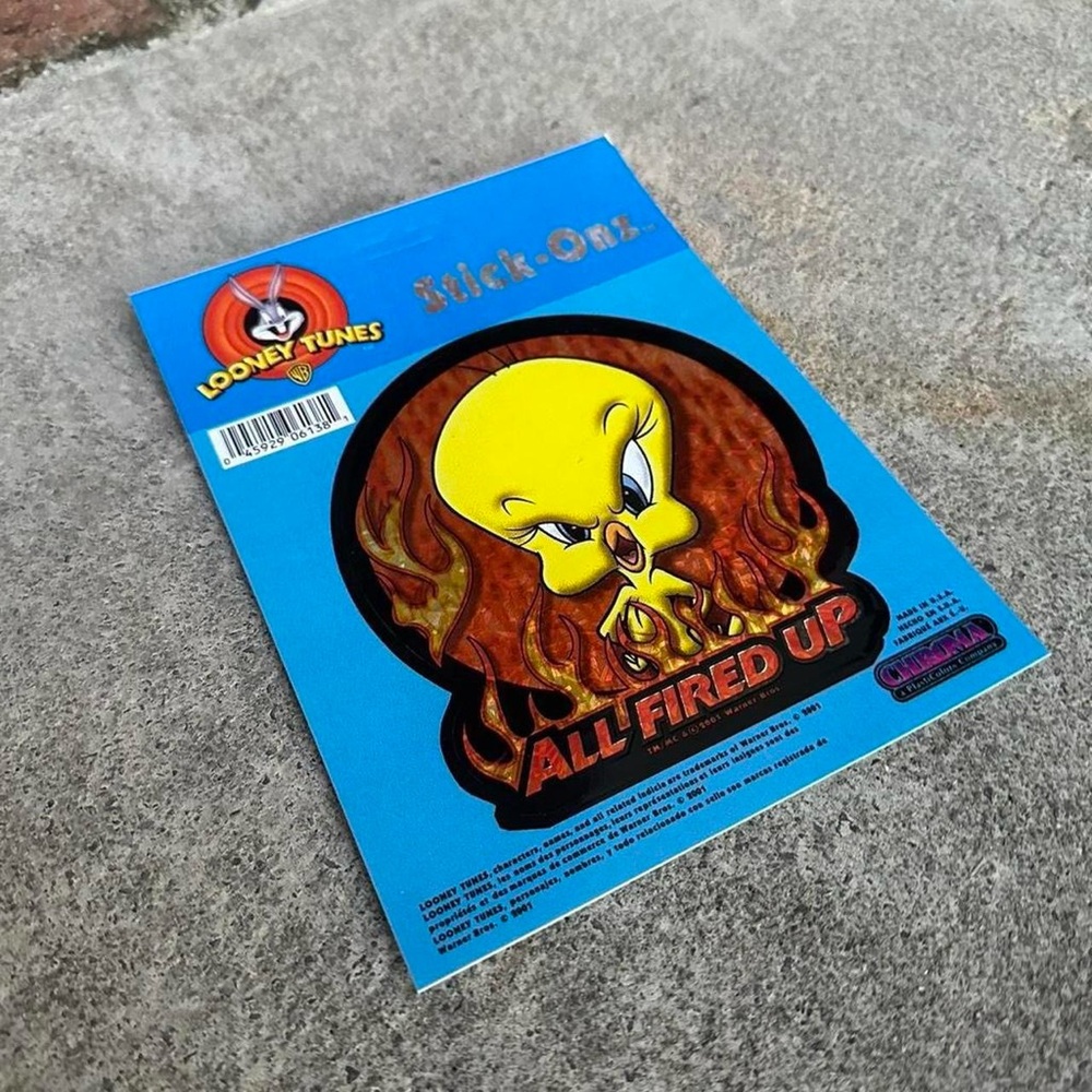 Vintage 2001 Tweety Bird Car Decal Sticker